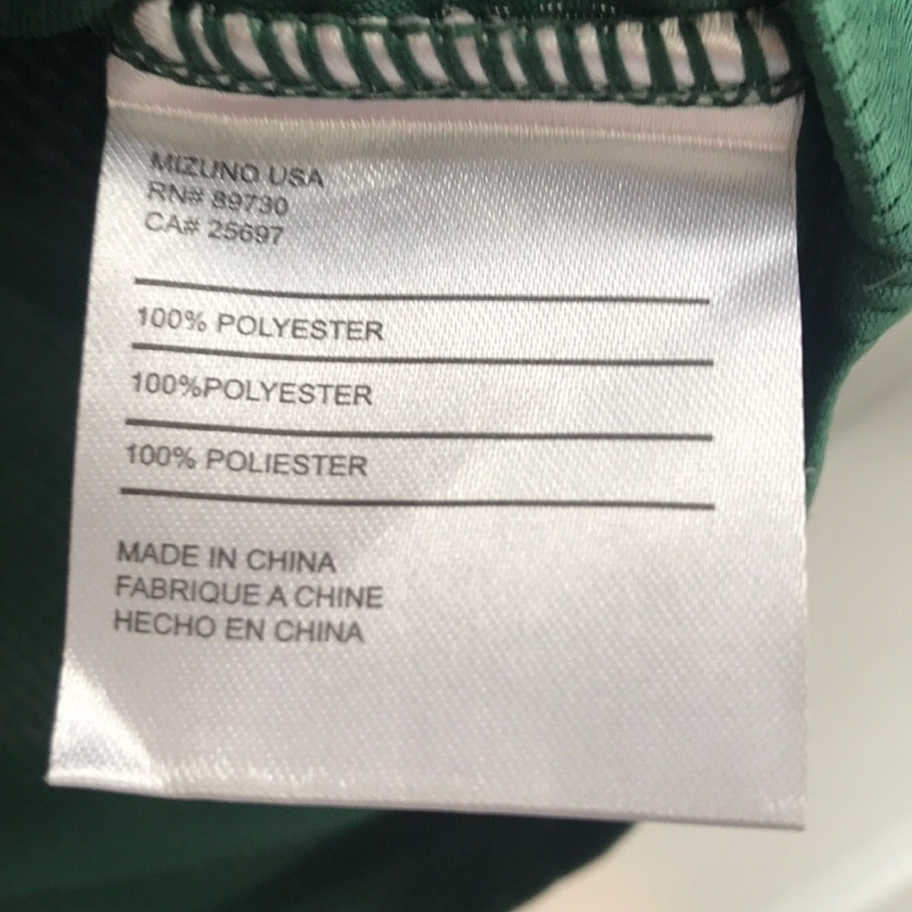 NWT kid’s long sleeve Mizuno performance top XL - Picture 5 of 8